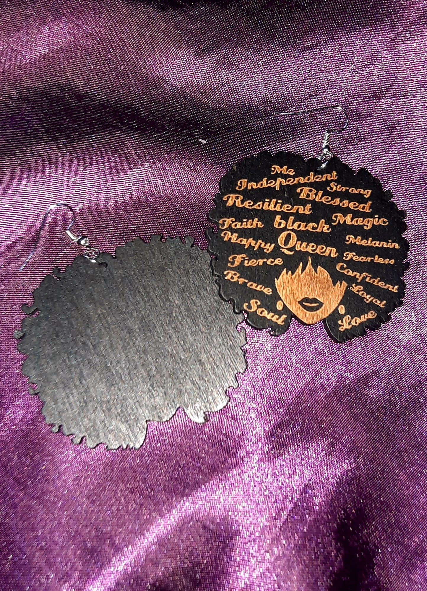Boucles d'oreille Black Queen